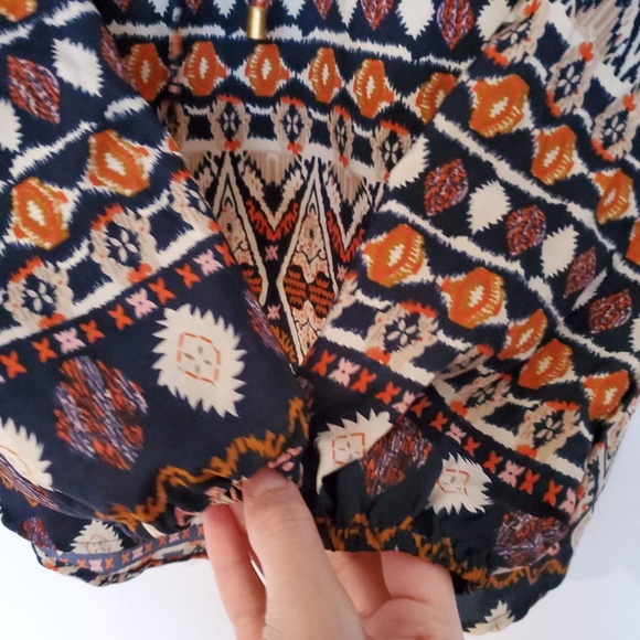 3for$25 Time to Bloom pattern print shirt - Picture 2 of 5